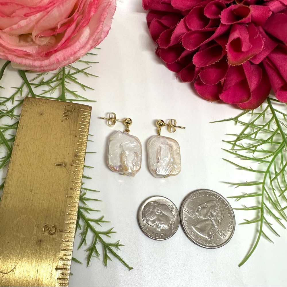 NEW⚜️Baroque Pearl High Luster Drop Earrings - Picture 6 of 6